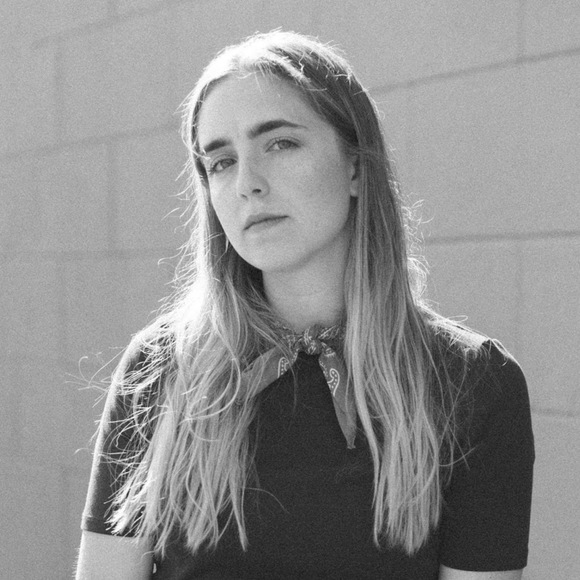 Meet your Posher, Lauren - Picture 1 of 1